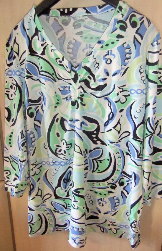 Langarmshirt mit V-Ausschnitt