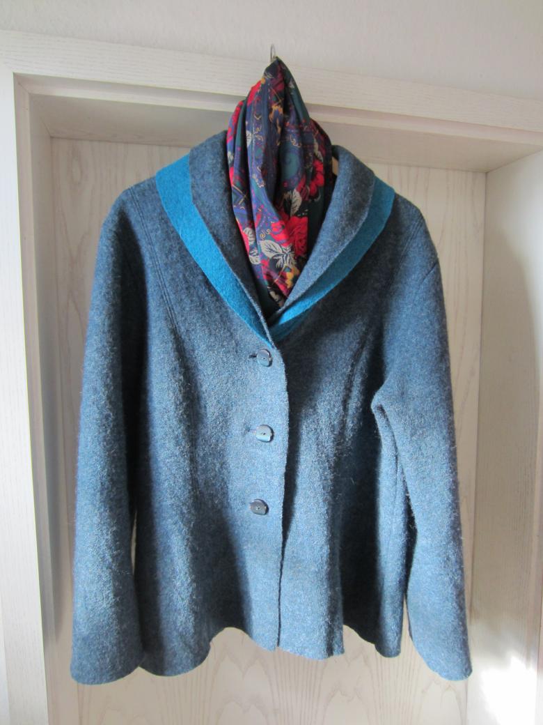 TOSCAminnie Jacke aus WollwalkSept. 2013