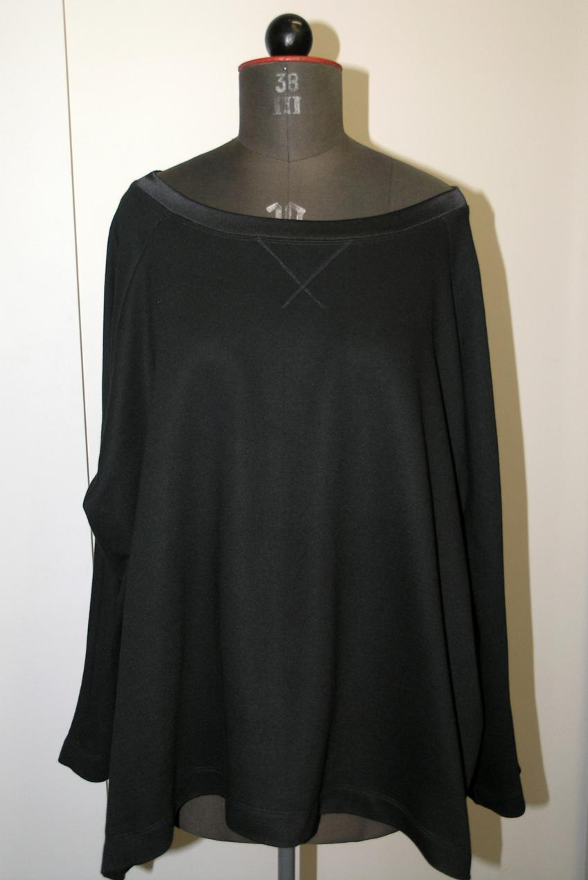 Oversize-Sweatshirt Burda 06/14, Modell 114Halsausschnittbündchen aus Seidensatin. (Bündchenware ummantelt von Seidensatin mit hohem Elasthan-Anteil).