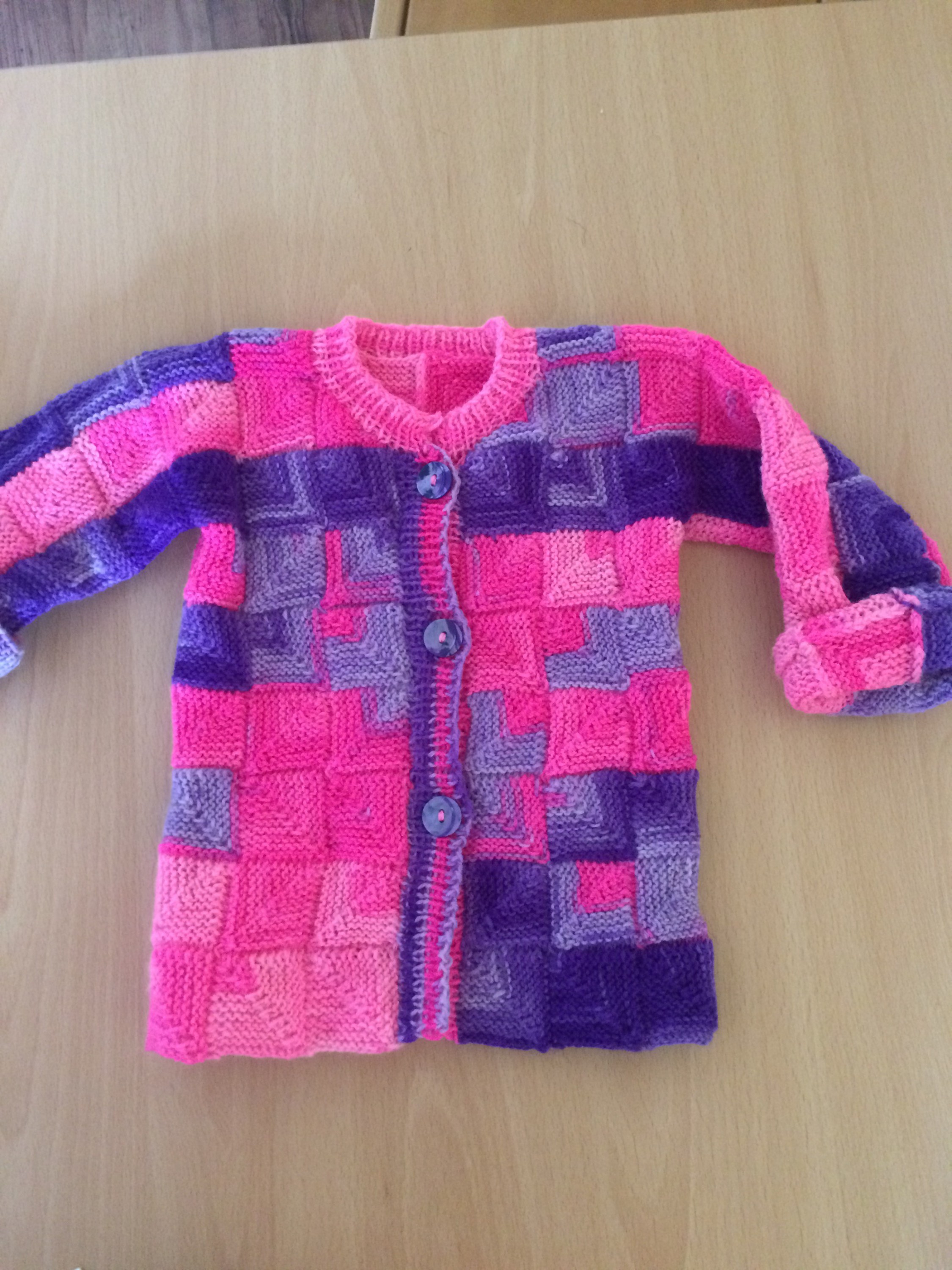 Patchworkstricken als Babyjacke