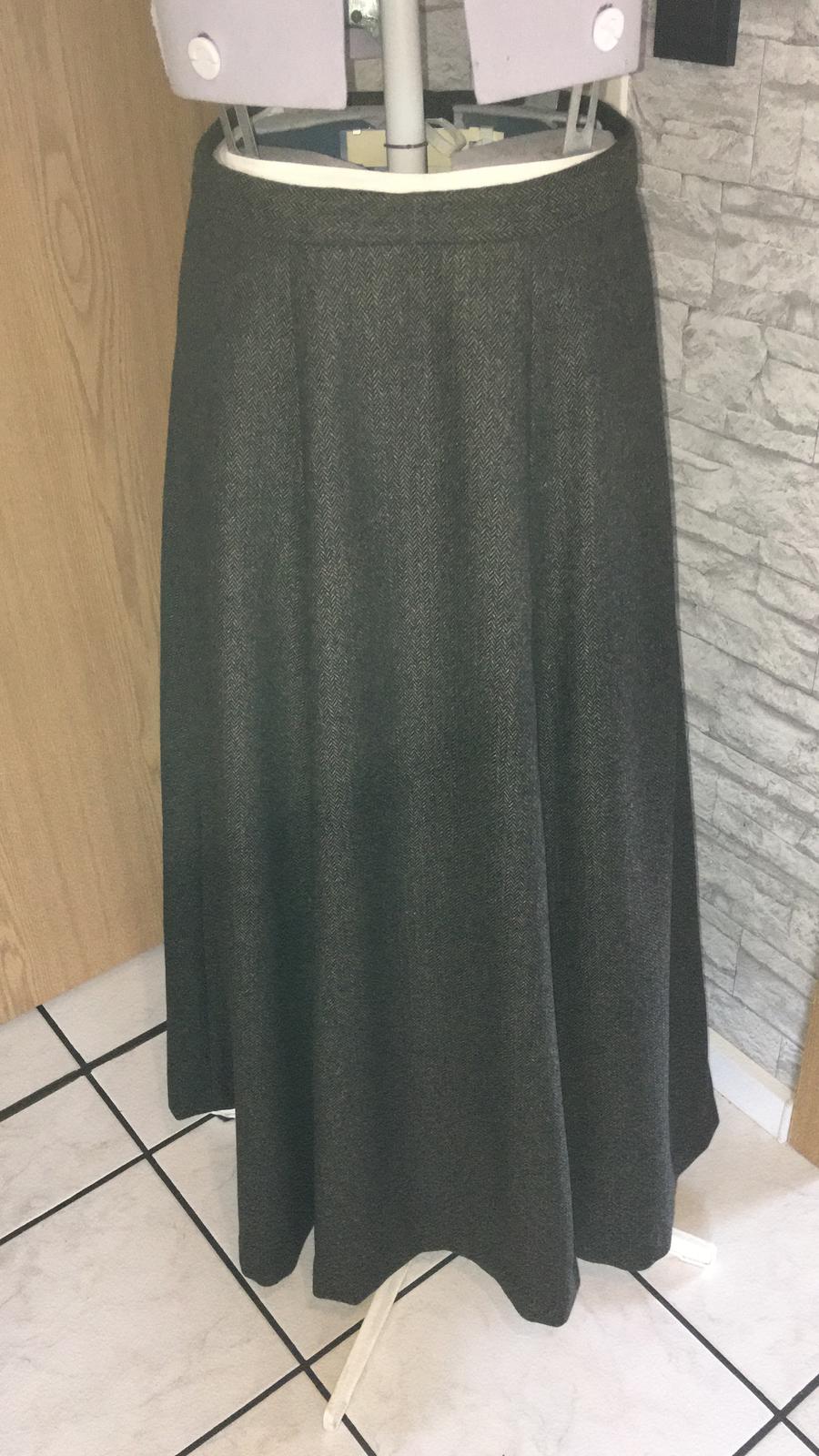 Butterick 6608 Rock Vorderansicht
