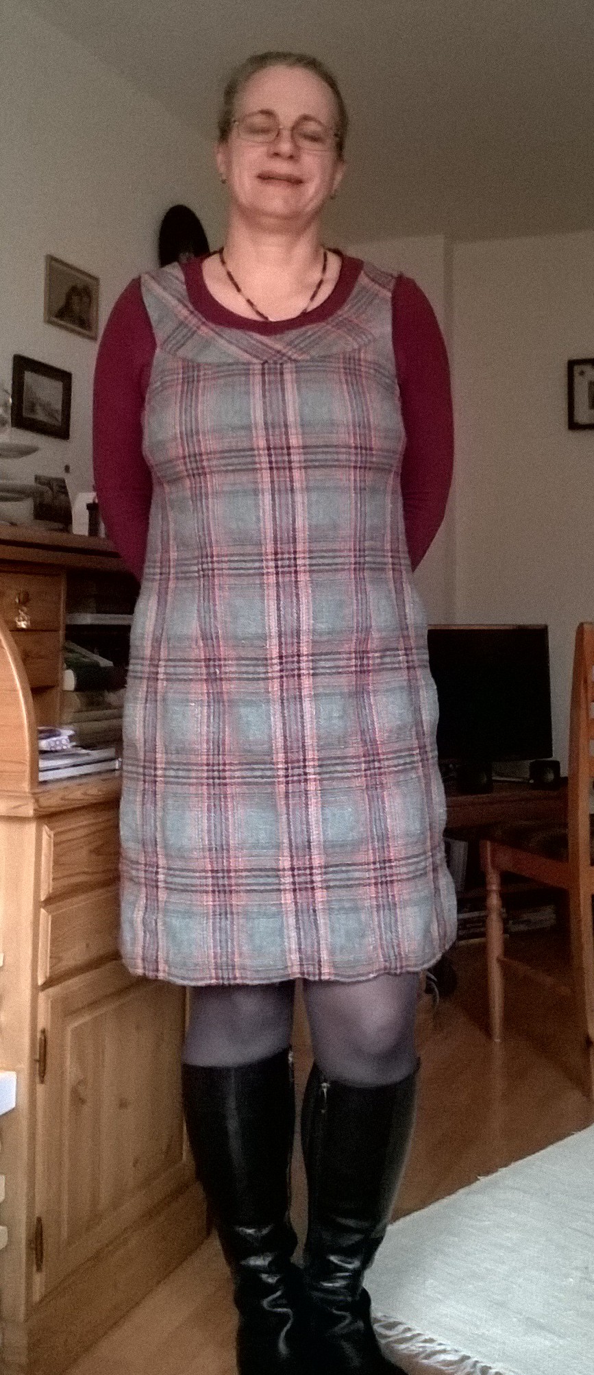 Kleid mit Trägerpasse aus Otobbre 05/2008
