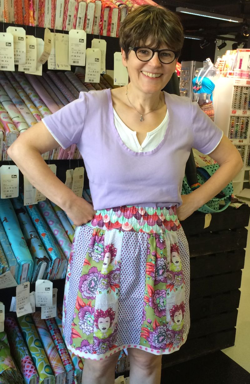 Rock mit dem Stoff aus der Kollektion von Tula Pink