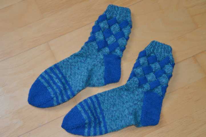 Meine ersten Entrelac Socken