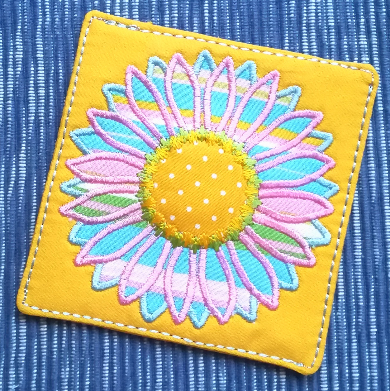 Kleine Sonnenblume mal in bunt!