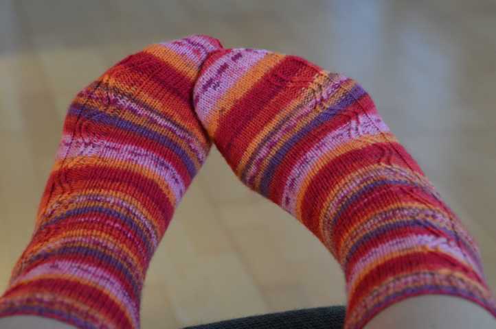 Meine ersten Zick-Zack-Socken