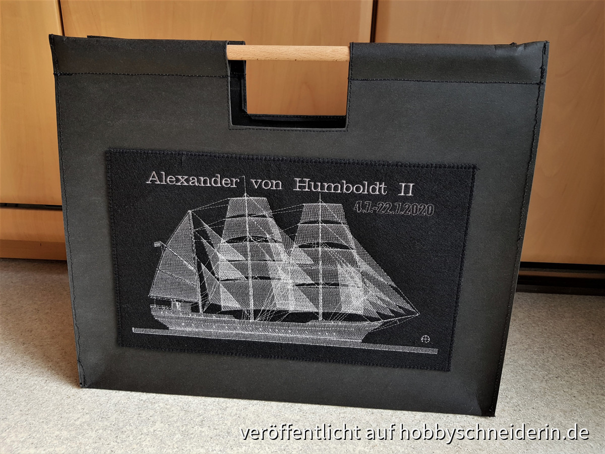 Einkaufstasche aus SnapPap mit Segelschiff-Stickerei
