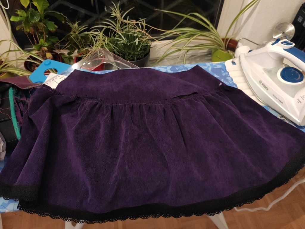 Burda Stufenrock WIP