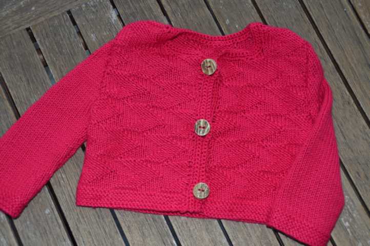 Puppen-Strickjäckchen