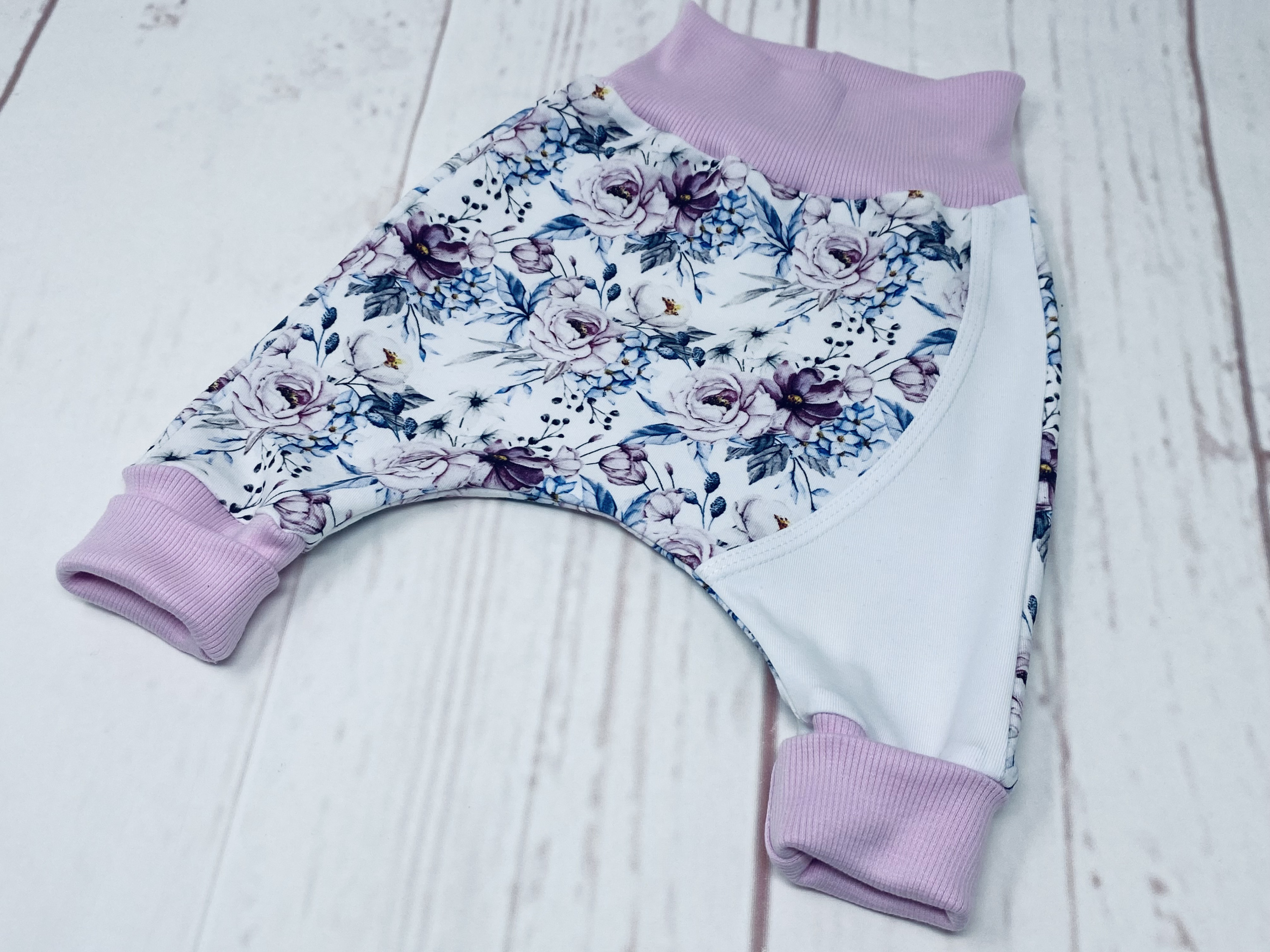 Babyhose Rosen Größe 56