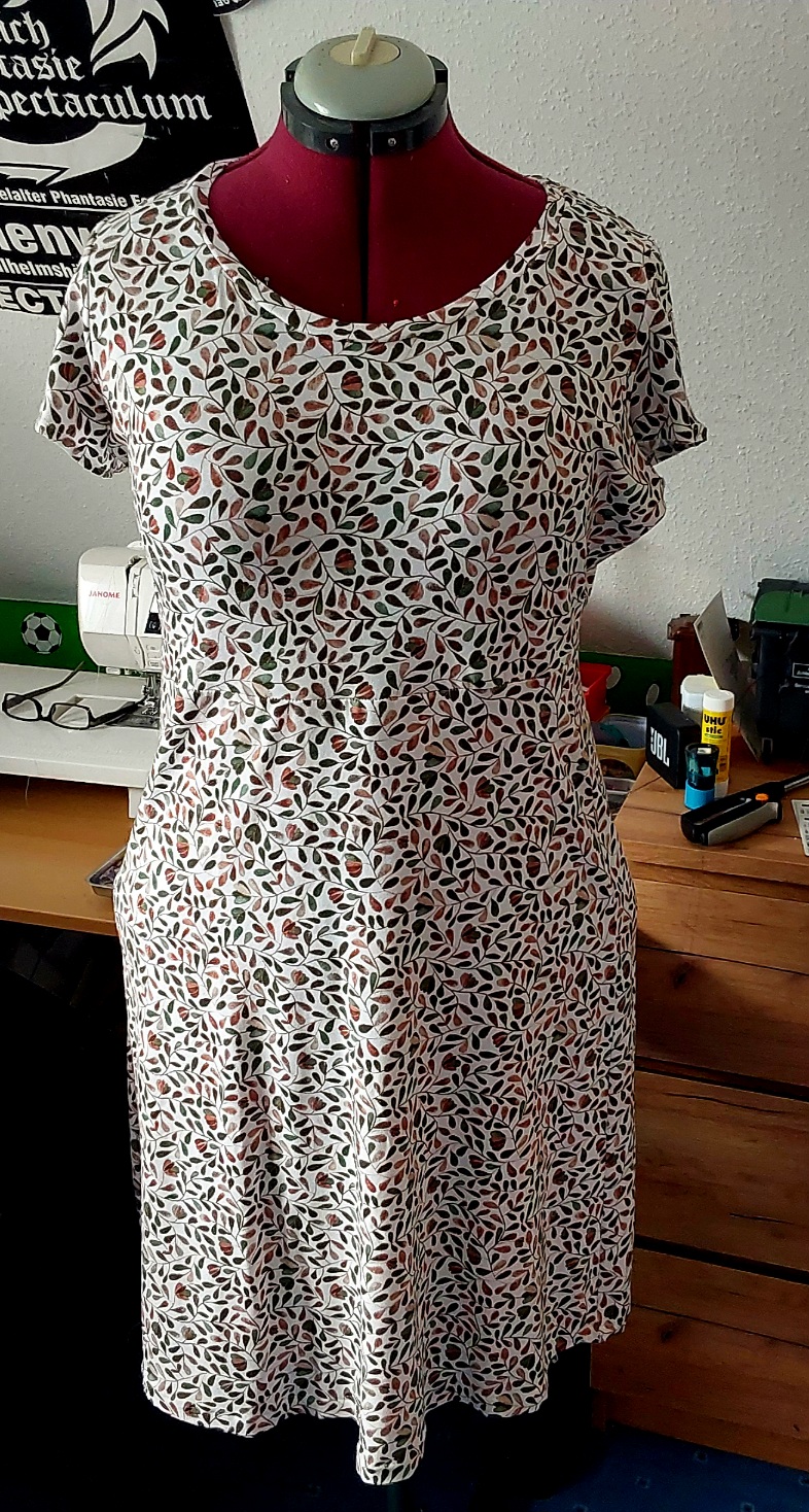 Jerseykleid aus "Klimpergroß"