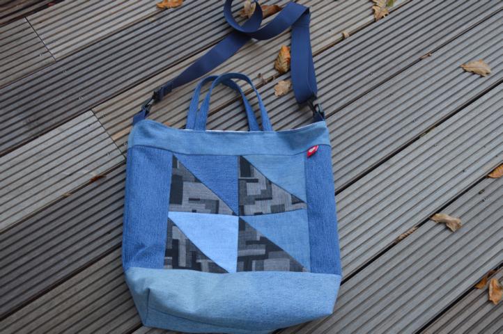 Jeanstasche mit ein wenig Patchwork