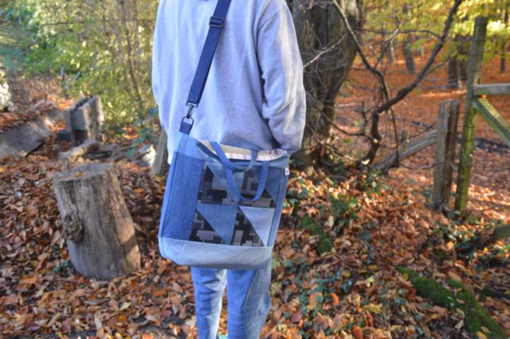 Jeanstasche mit ein wenig Patchwork