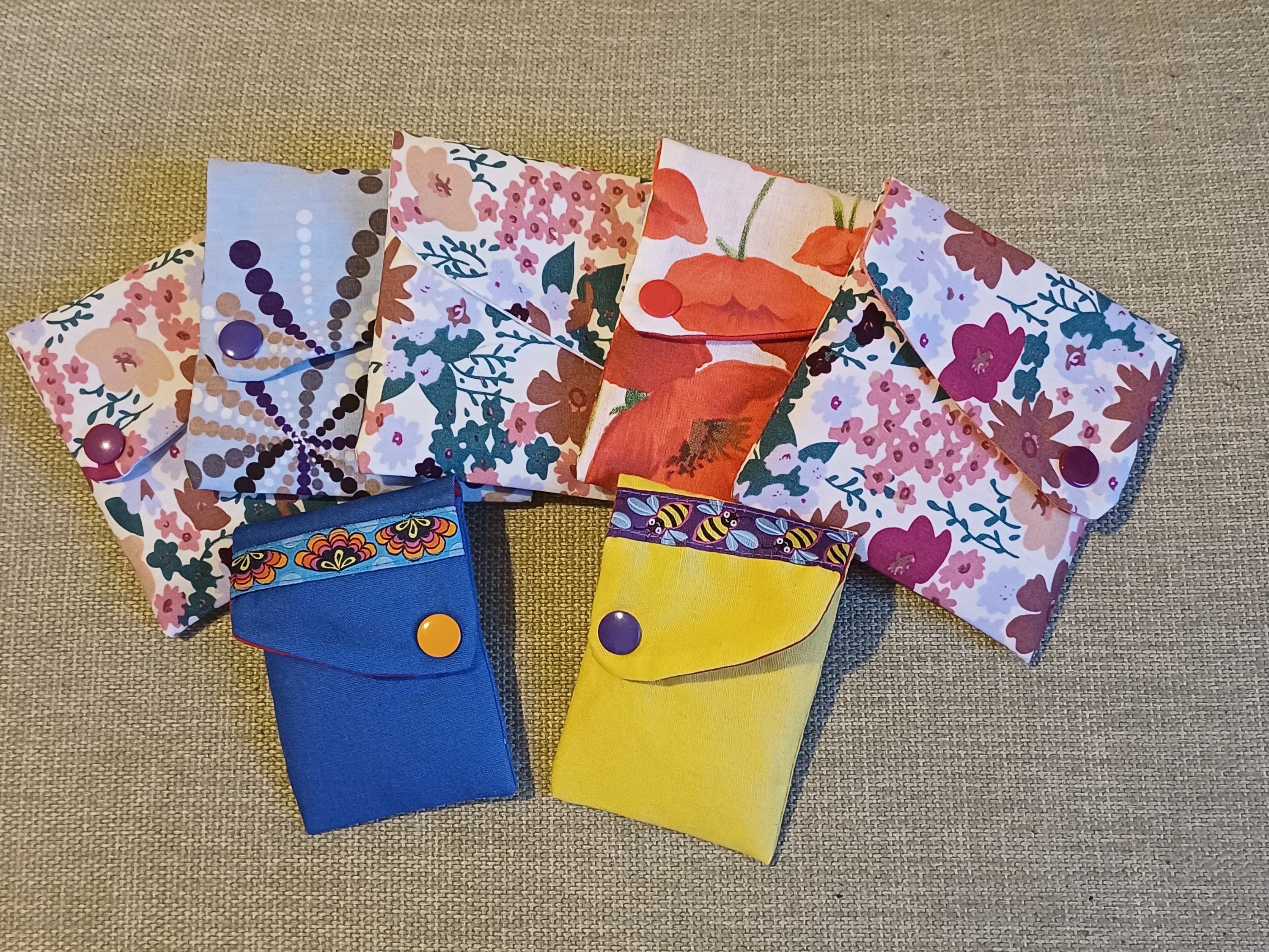 Täschchen für Damenbinden und Slipeinlagen