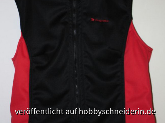 Weste aus Softshell-Material.