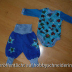 Regenbogenbody und Babyhose nach Klimperklein