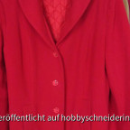 rote Jacke mit Steppfutter,