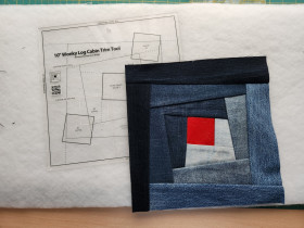 Wonky Log Cabin Block, recycling Denim und Leder