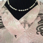 Shirt 2. Detail des Kragens