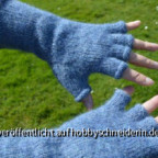 Stulpen mit halben Fingern – flauschig blau