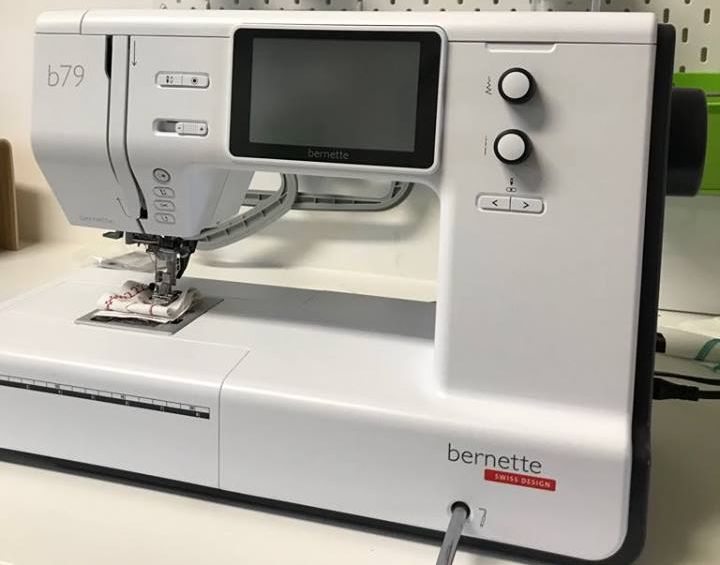 Bernette 79 Nähmaschine Stickmaschine