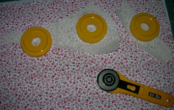 Anleitung BH Zuschnitt mit Rollschneider