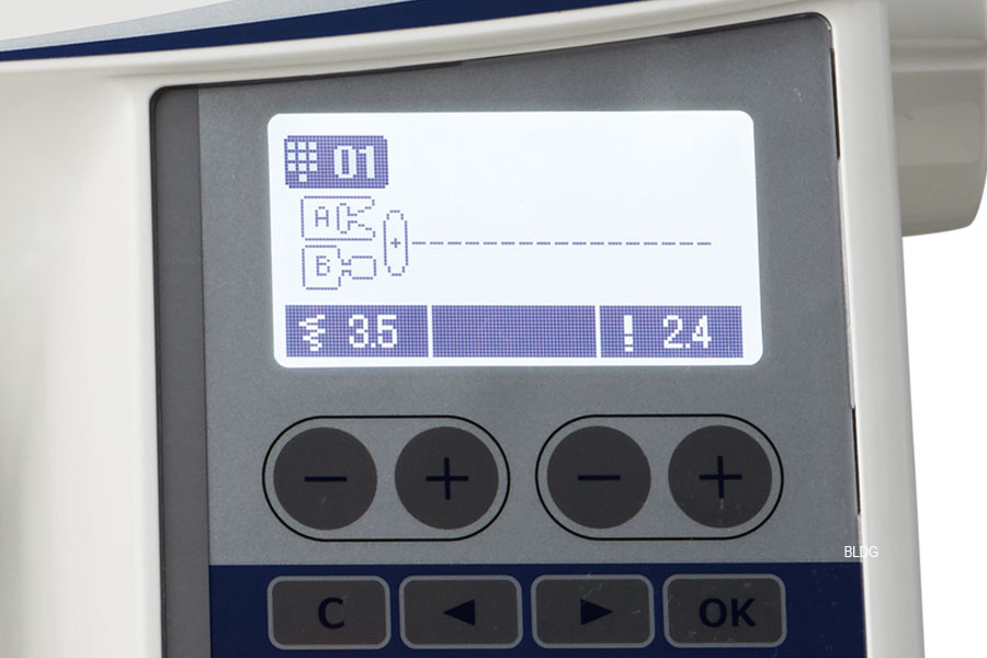JUKI HZL-DX5 Display und Bedientasten