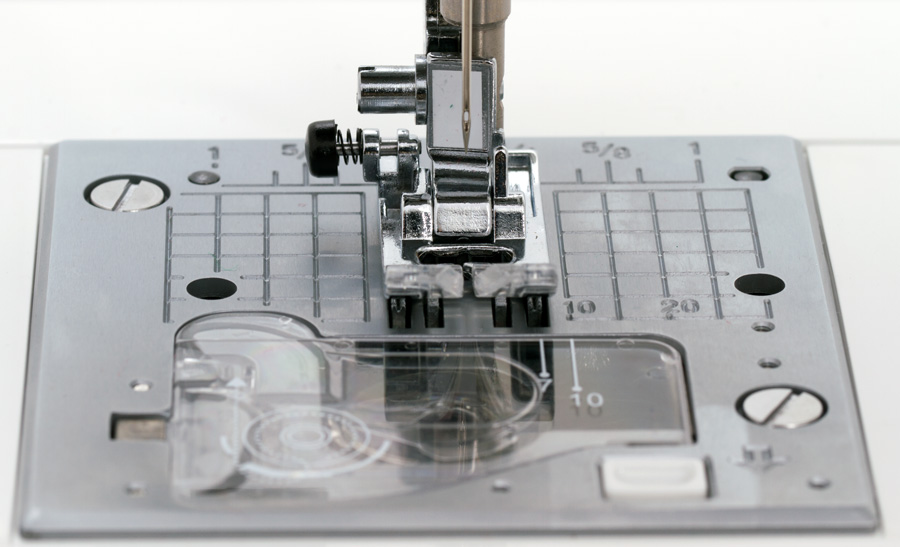 JUKI HZL-G320 Stichplatte