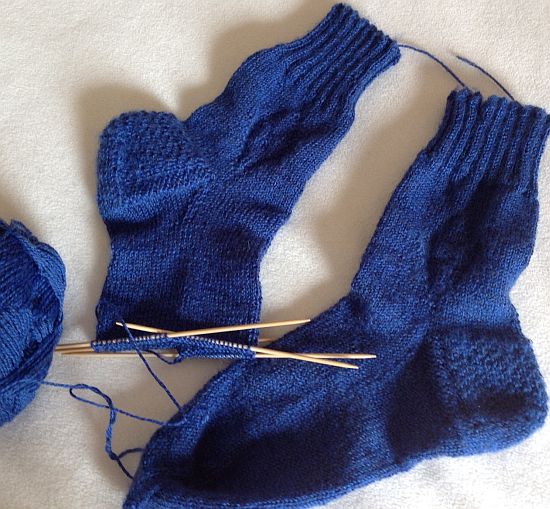 Sockenwolle Hatnut Stricken