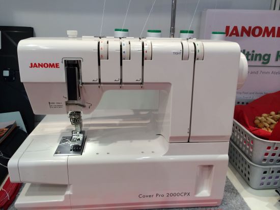 Janome Cover Pro 2000CPX