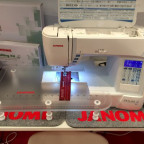 Janome Skyline S3