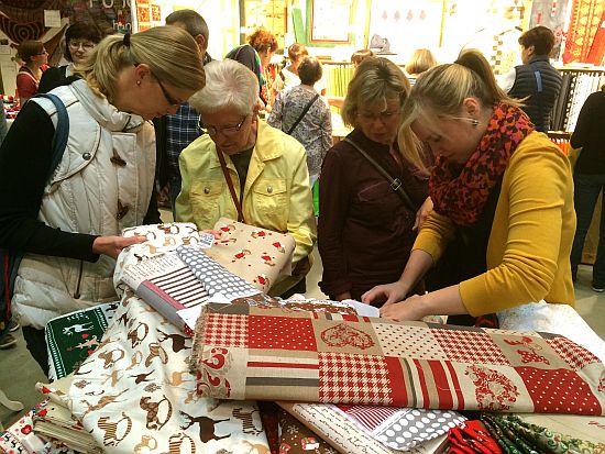 Stoffauswahl Handmade Messe Bielefeld